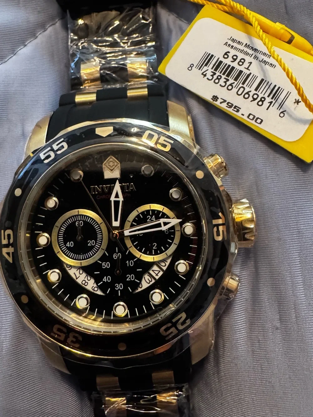 Invicta Men's 6981 Pro Diver Quartz Multifunction Black Dial Watch - Blac